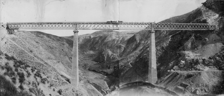 Últimos días de la construcción del viaducto